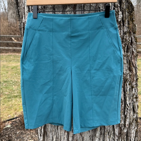 Athleta Pants - Athleta Cosmic Bermuda Short